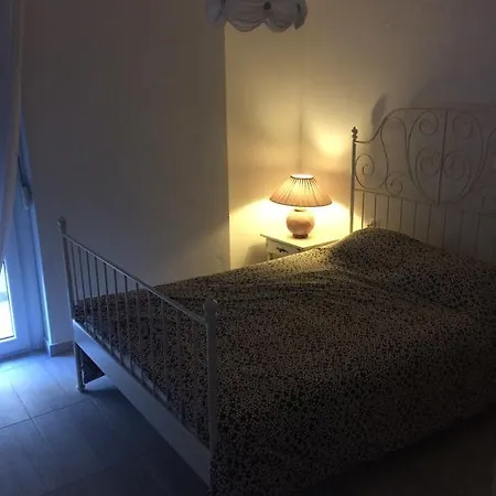 Hercules 度假居 阿马利阿波利