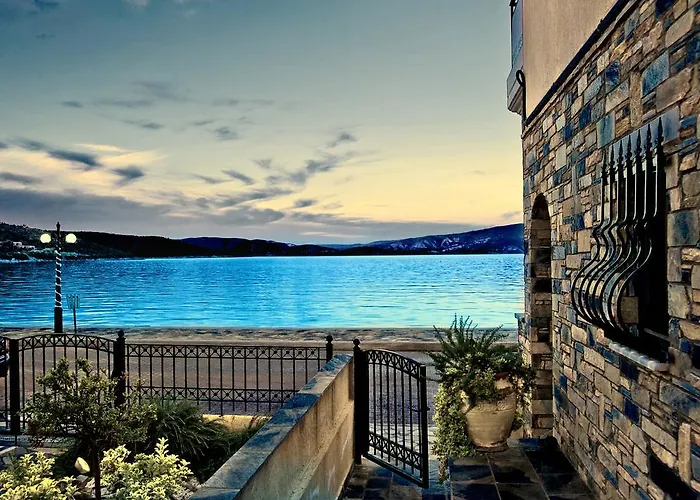 Hercules * أماليابوليس